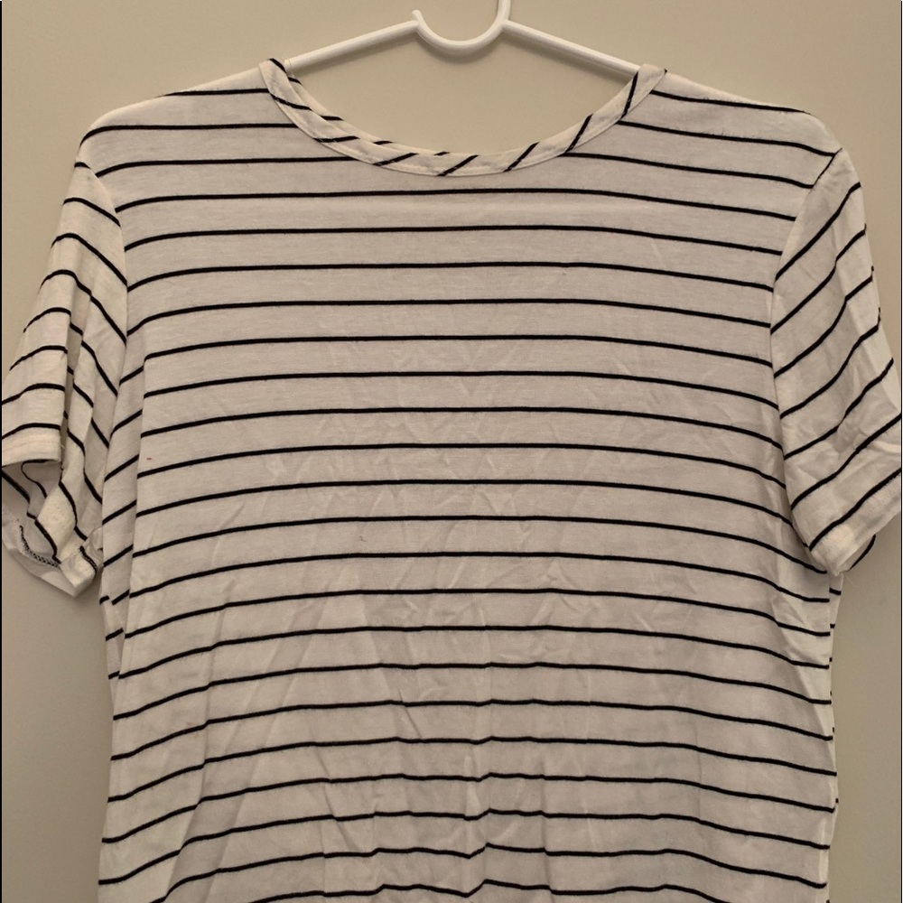 cropped shirt